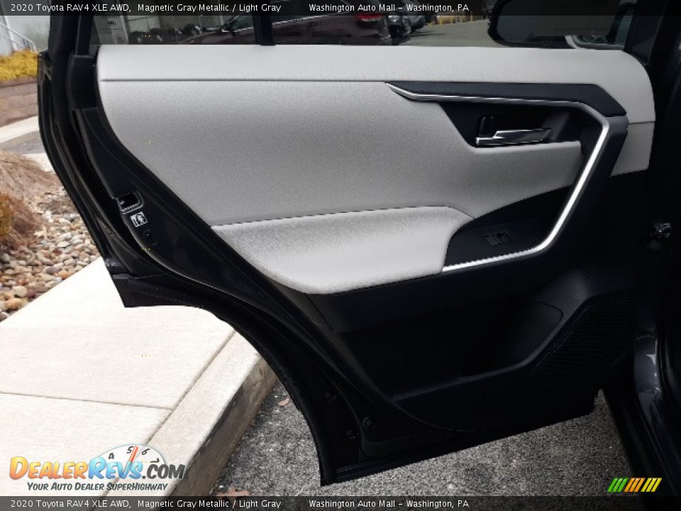 2020 Toyota RAV4 XLE AWD Magnetic Gray Metallic / Light Gray Photo #35