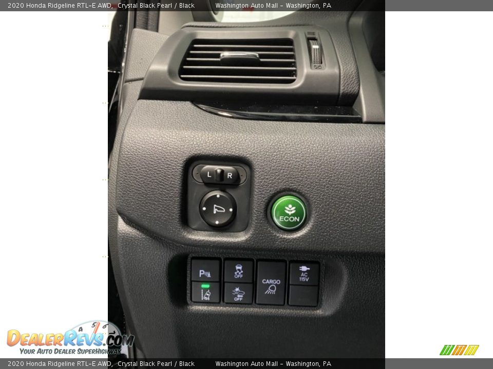 Controls of 2020 Honda Ridgeline RTL-E AWD Photo #12