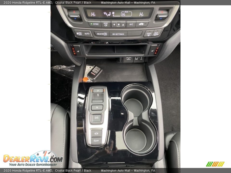 Controls of 2020 Honda Ridgeline RTL-E AWD Photo #27