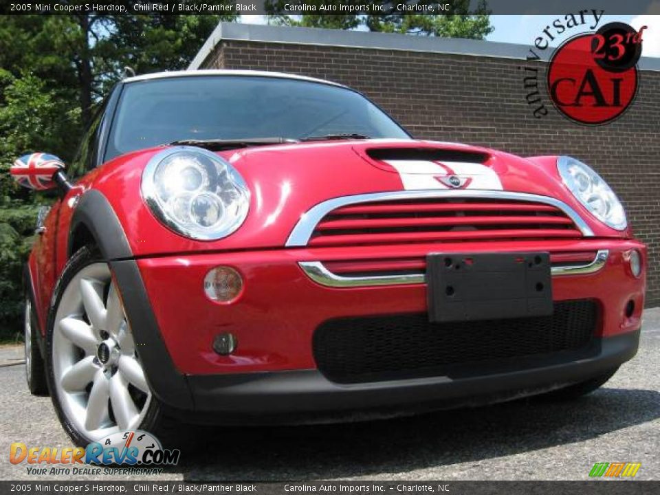 2005 Mini Cooper S Hardtop Chili Red / Black/Panther Black Photo #1