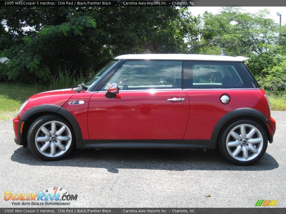 2005 Mini Cooper S Hardtop Chili Red / Black/Panther Black Photo #5