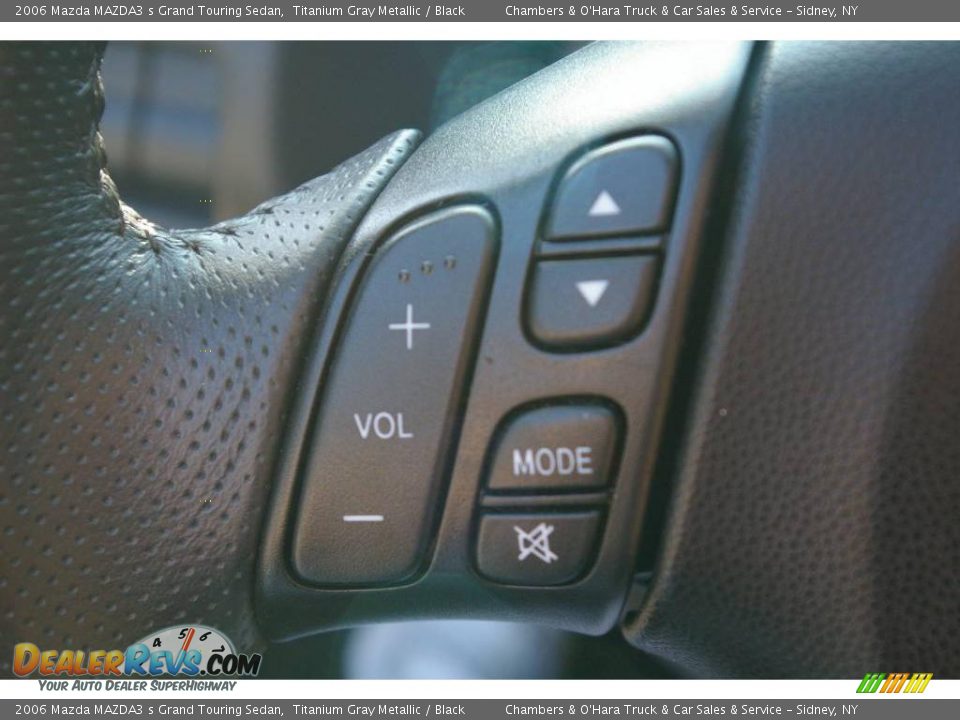 2006 Mazda MAZDA3 s Grand Touring Sedan Titanium Gray Metallic / Black Photo #7