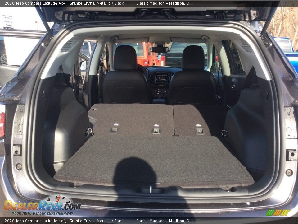 2020 Jeep Compass Latitude 4x4 Granite Crystal Metallic / Black Photo #20