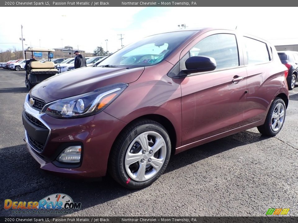 Front 3/4 View of 2020 Chevrolet Spark LS Photo #2