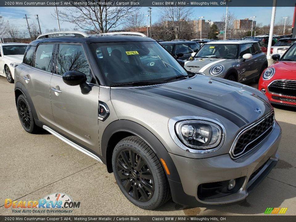Front 3/4 View of 2020 Mini Countryman Cooper S All4 Photo #1