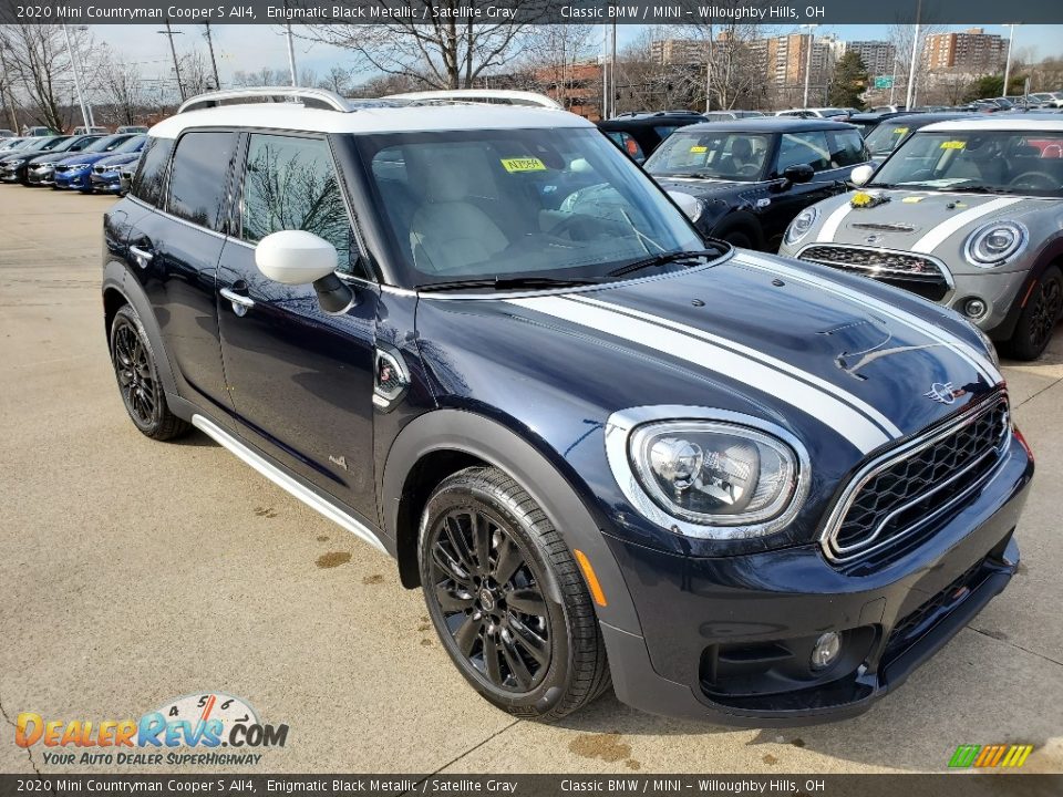 Front 3/4 View of 2020 Mini Countryman Cooper S All4 Photo #1