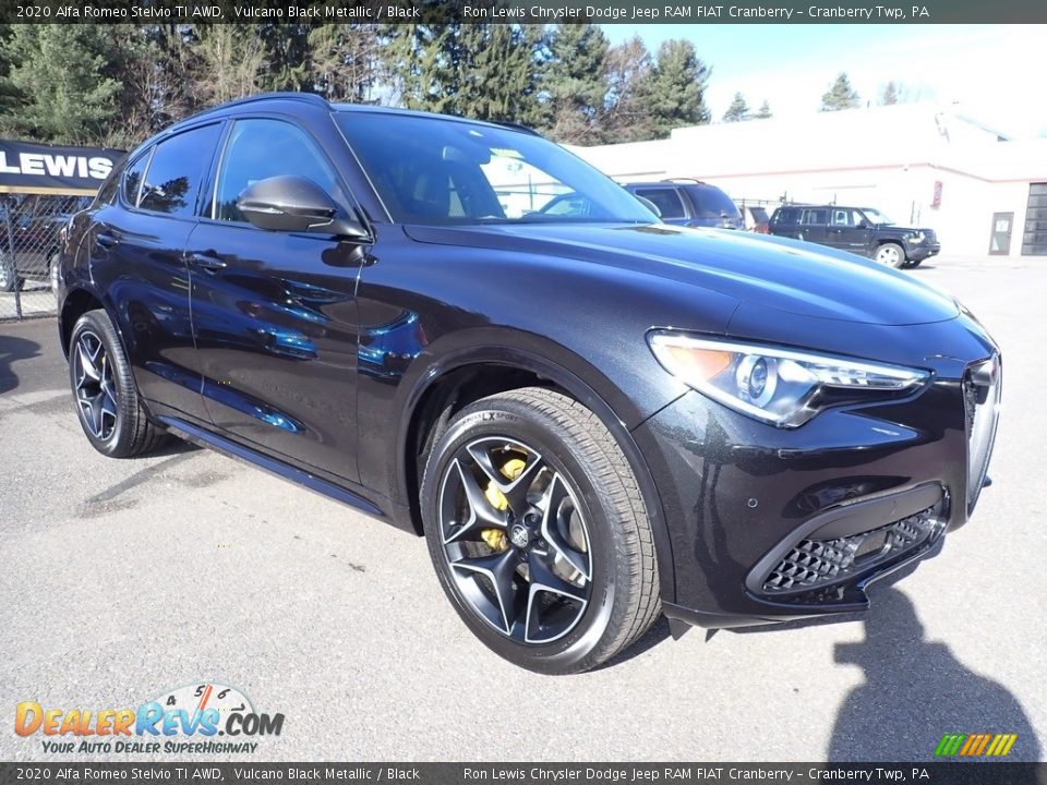 2020 Alfa Romeo Stelvio TI AWD Vulcano Black Metallic / Black Photo #10