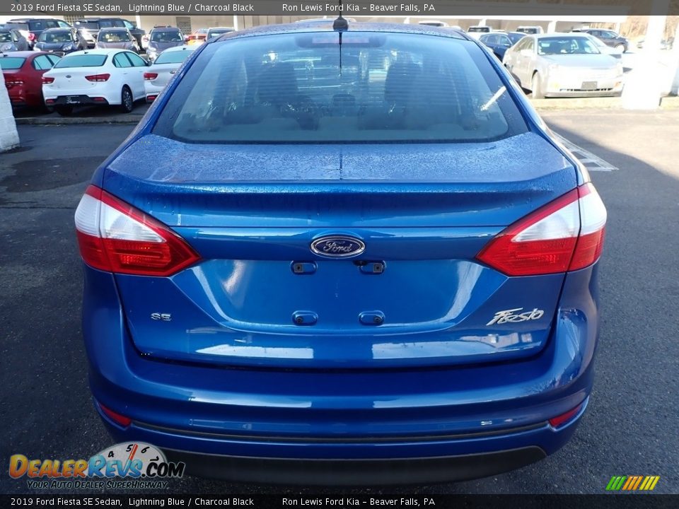 2019 Ford Fiesta SE Sedan Lightning Blue / Charcoal Black Photo #3