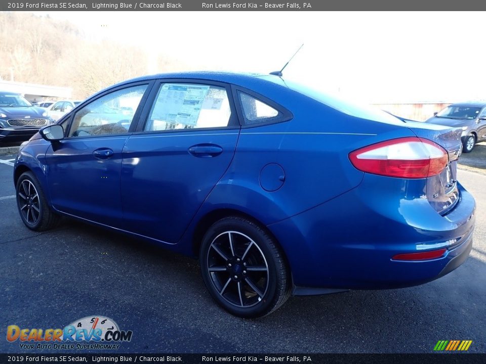 2019 Ford Fiesta SE Sedan Lightning Blue / Charcoal Black Photo #5