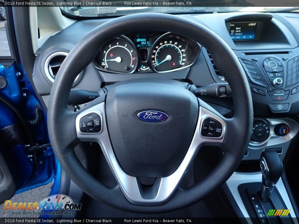 2019 Ford Fiesta SE Sedan Steering Wheel Photo #18