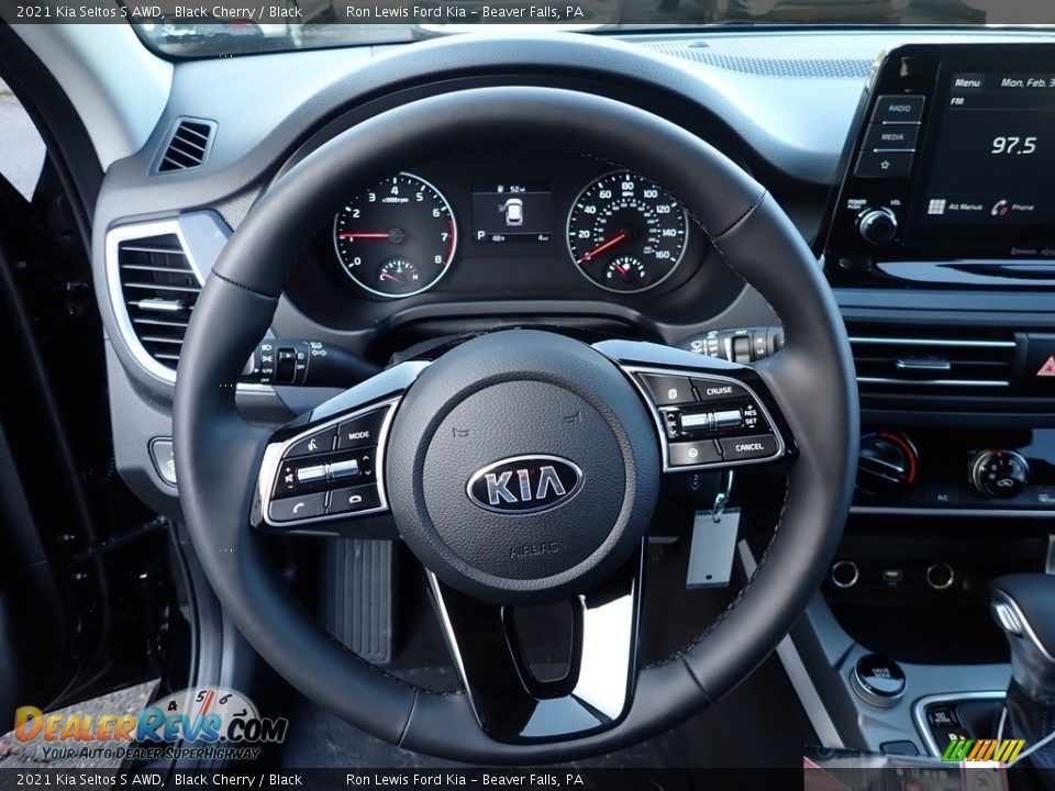 2021 Kia Seltos S AWD Steering Wheel Photo #17