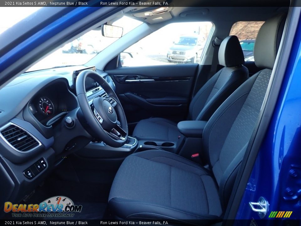 Front Seat of 2021 Kia Seltos S AWD Photo #13