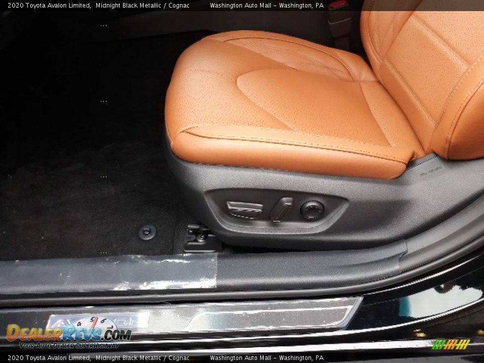 2020 Toyota Avalon Limited Midnight Black Metallic / Cognac Photo #25