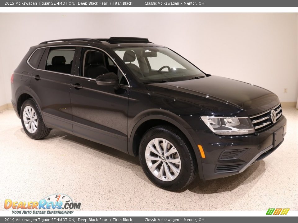 2019 Volkswagen Tiguan SE 4MOTION Deep Black Pearl / Titan Black Photo #1