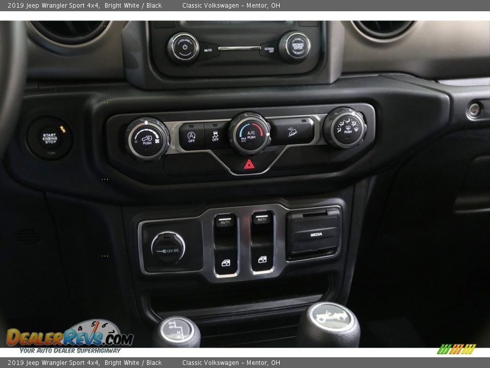 2019 Jeep Wrangler Sport 4x4 Bright White / Black Photo #13
