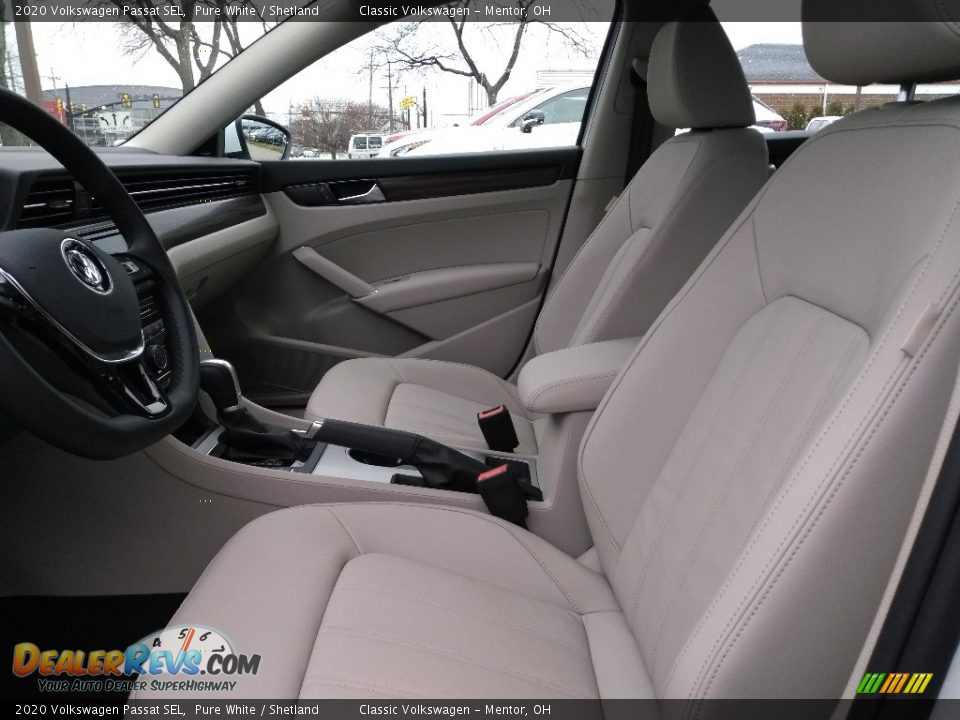 Front Seat of 2020 Volkswagen Passat SEL Photo #3