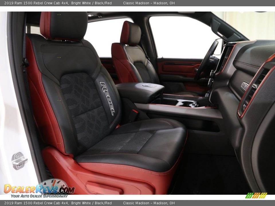 2019 Ram 1500 Rebel Crew Cab 4x4 Bright White / Black/Red Photo #24