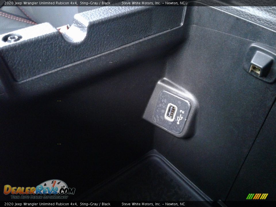 2020 Jeep Wrangler Unlimited Rubicon 4x4 Sting-Gray / Black Photo #27