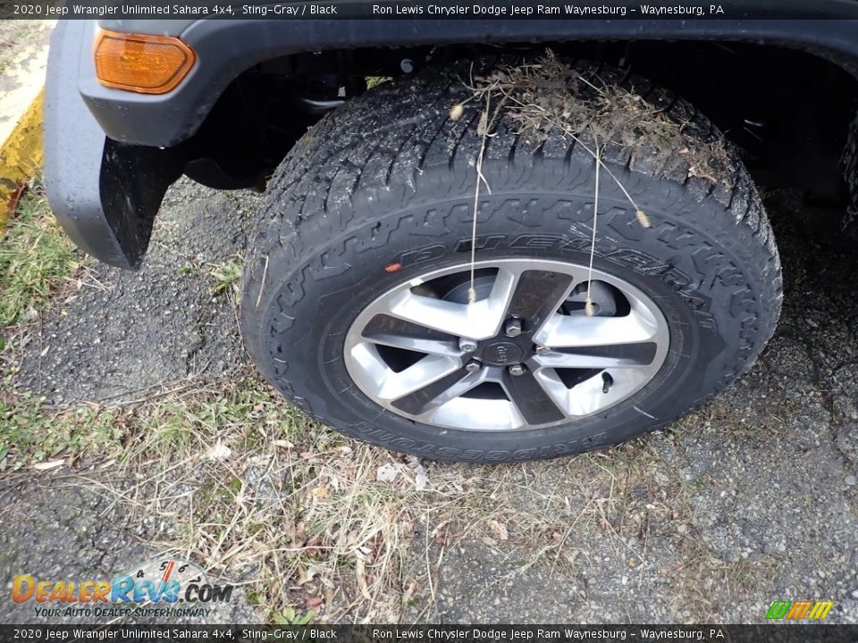 2020 Jeep Wrangler Unlimited Sahara 4x4 Sting-Gray / Black Photo #3