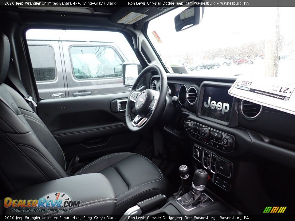2020 Jeep Wrangler Unlimited Sahara 4x4 Sting-Gray / Black Photo #10
