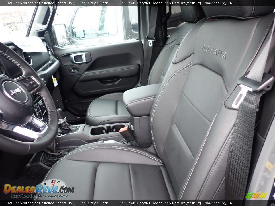 2020 Jeep Wrangler Unlimited Sahara 4x4 Sting-Gray / Black Photo #13