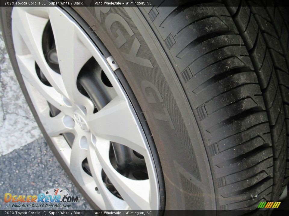 2020 Toyota Corolla LE Super White / Black Photo #7
