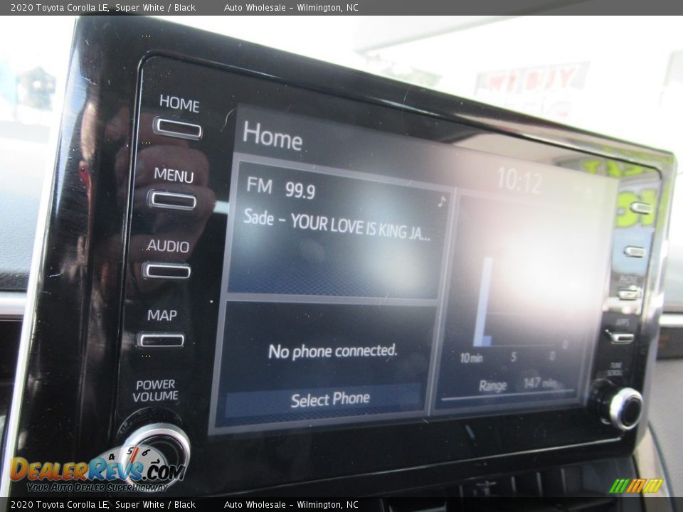 2020 Toyota Corolla LE Super White / Black Photo #17