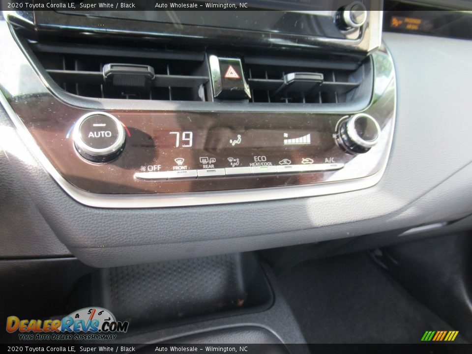 2020 Toyota Corolla LE Super White / Black Photo #19