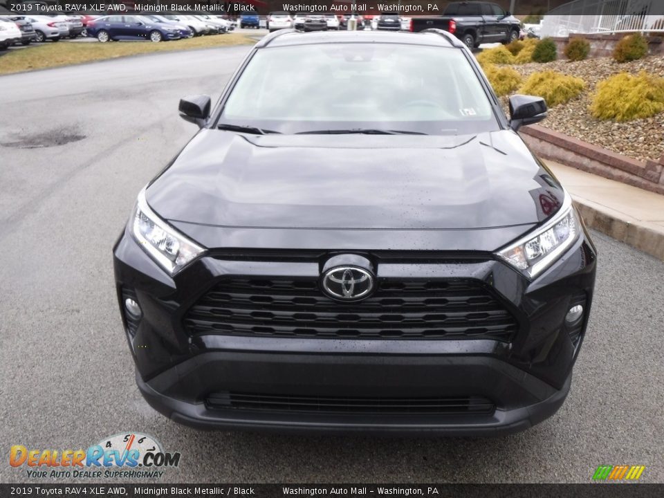 2019 Toyota RAV4 XLE AWD Midnight Black Metallic / Black Photo #5
