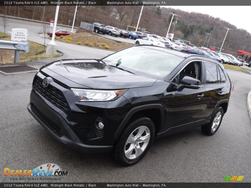 2019 Toyota RAV4 XLE AWD Midnight Black Metallic / Black Photo #6