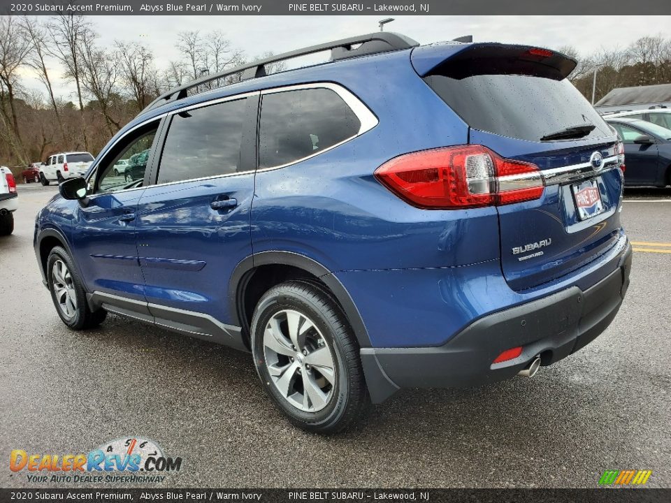 2020 Subaru Ascent Premium Abyss Blue Pearl / Warm Ivory Photo #4