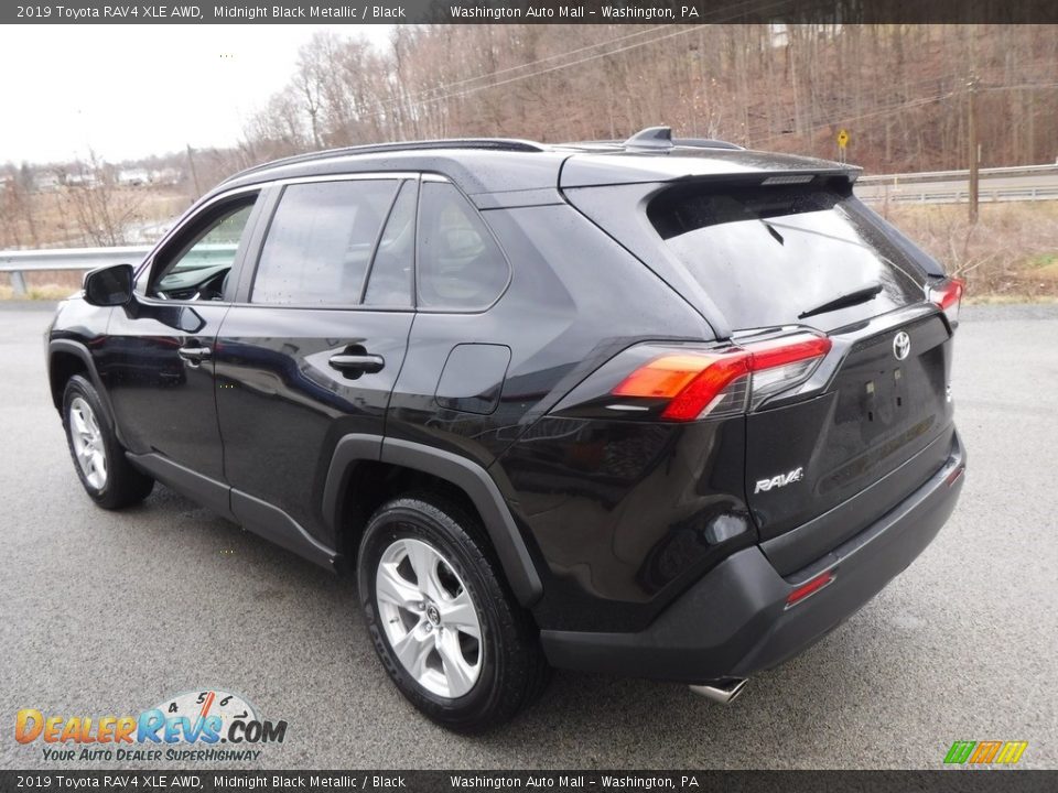 2019 Toyota RAV4 XLE AWD Midnight Black Metallic / Black Photo #8