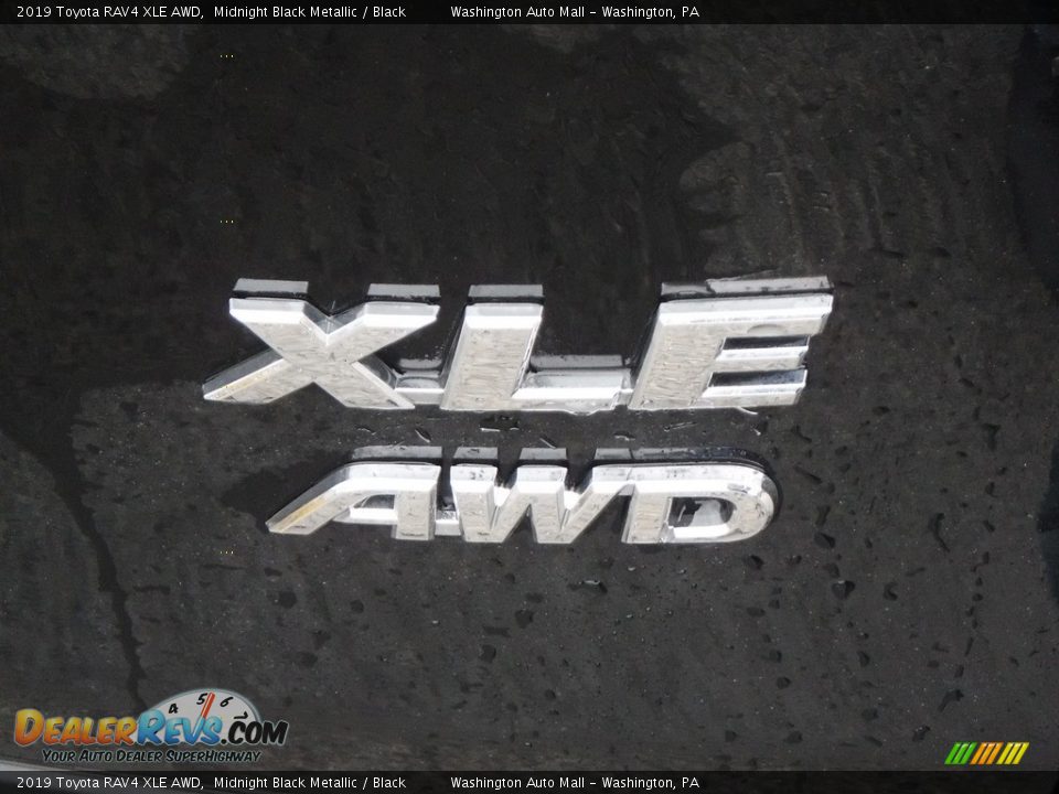 2019 Toyota RAV4 XLE AWD Midnight Black Metallic / Black Photo #11