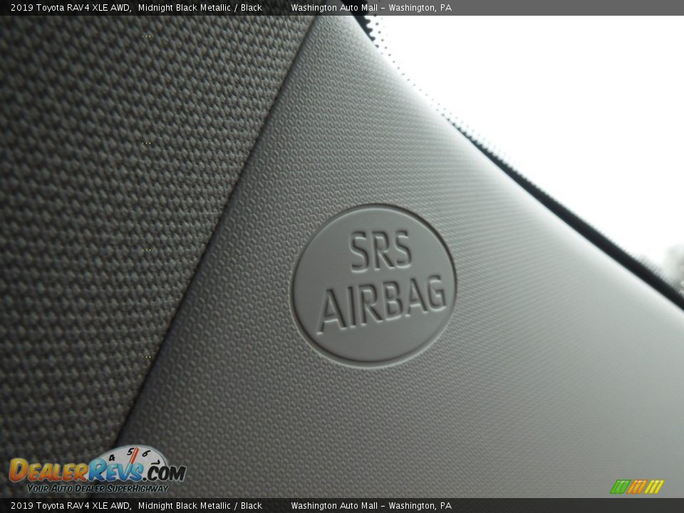 2019 Toyota RAV4 XLE AWD Midnight Black Metallic / Black Photo #21