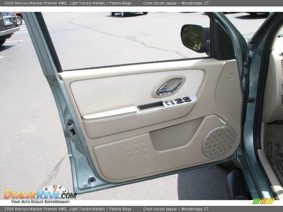 2006 Mercury Mariner Premier 4WD Light Tundra Metallic / Pebble Beige Photo #13