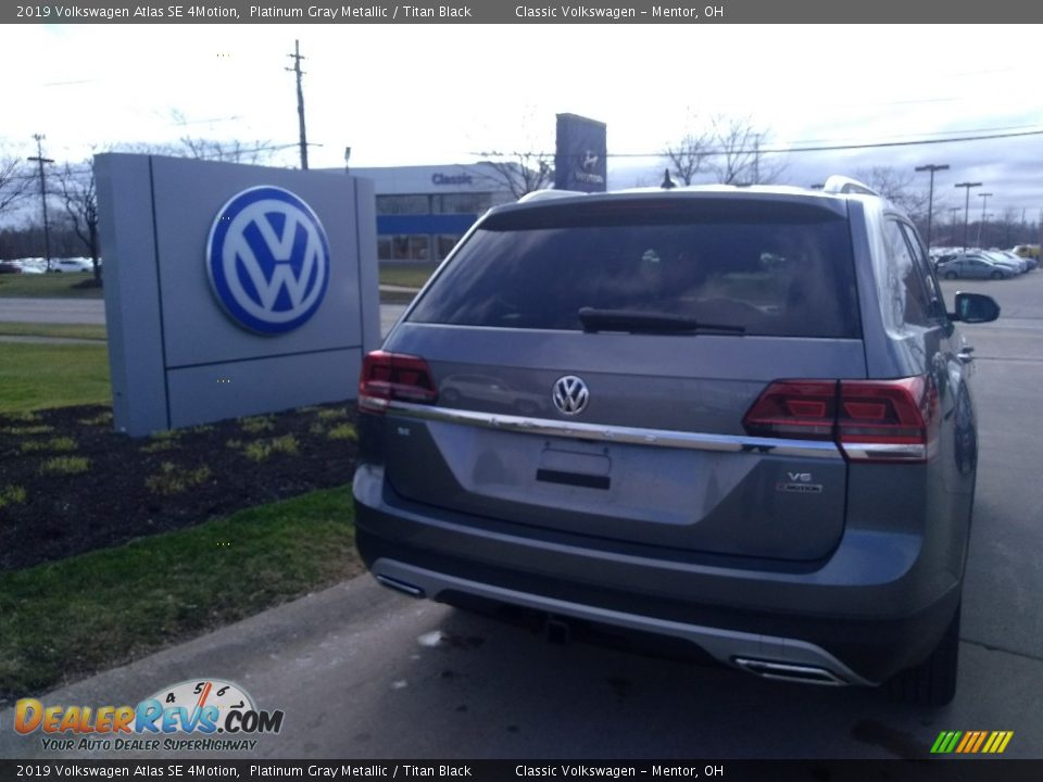 2019 Volkswagen Atlas SE 4Motion Platinum Gray Metallic / Titan Black Photo #3