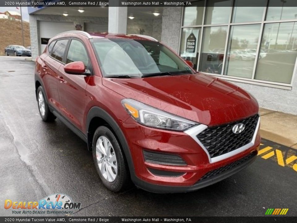 Front 3/4 View of 2020 Hyundai Tucson Value AWD Photo #1