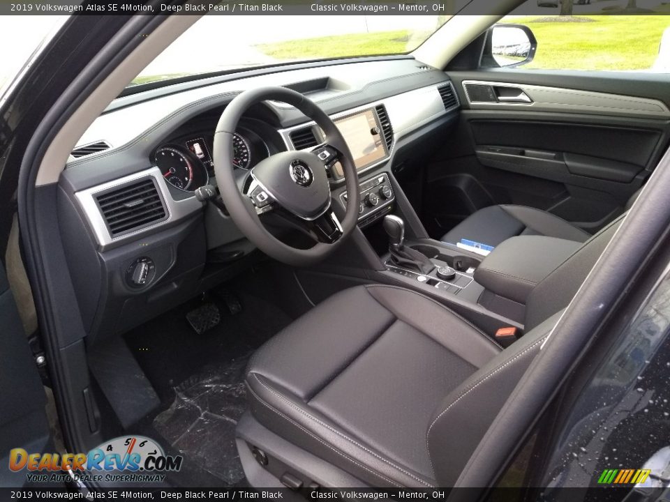 2019 Volkswagen Atlas SE 4Motion Deep Black Pearl / Titan Black Photo #5
