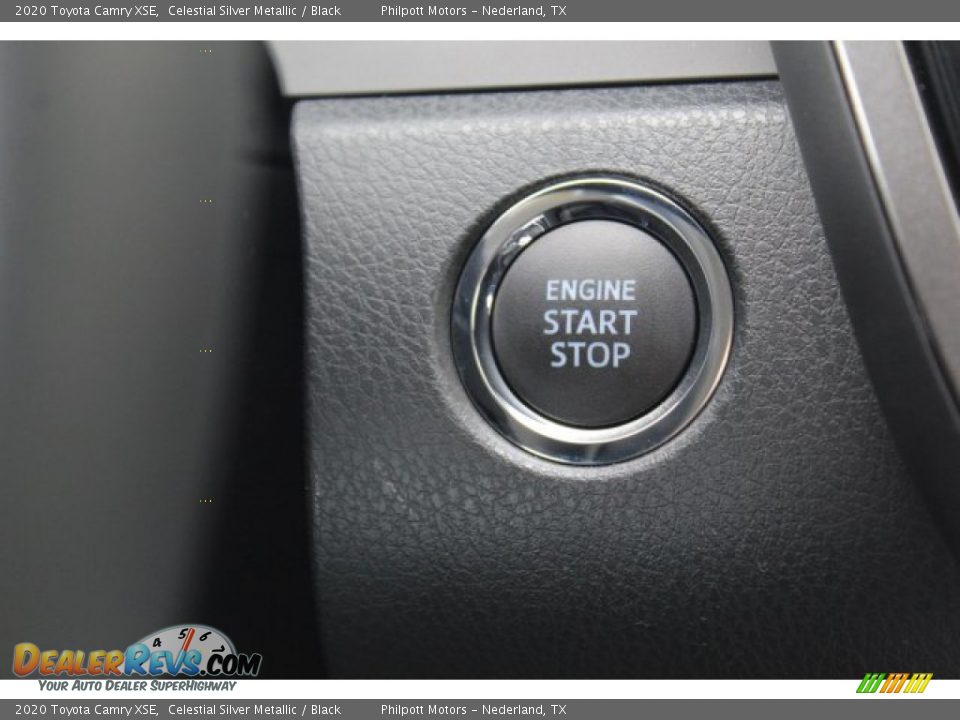 2020 Toyota Camry XSE Celestial Silver Metallic / Black Photo #17
