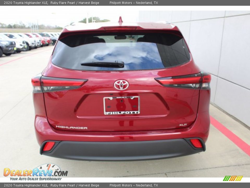 2020 Toyota Highlander XLE Ruby Flare Pearl / Harvest Beige Photo #7