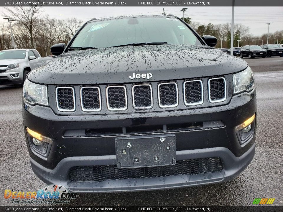 2020 Jeep Compass Latitude 4x4 Diamond Black Crystal Pearl / Black Photo #2