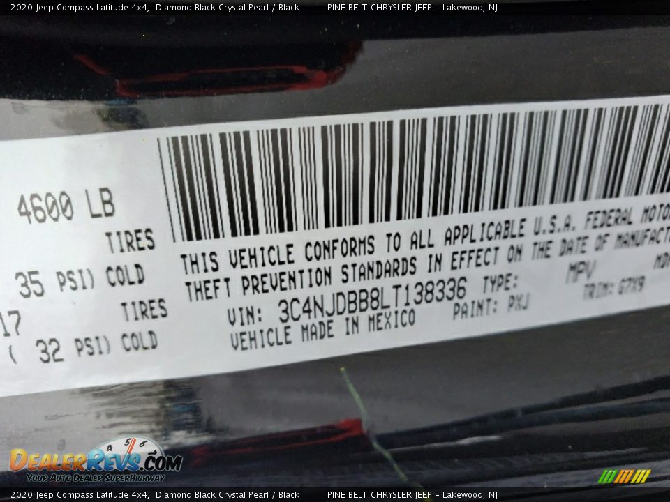 2020 Jeep Compass Latitude 4x4 Diamond Black Crystal Pearl / Black Photo #9