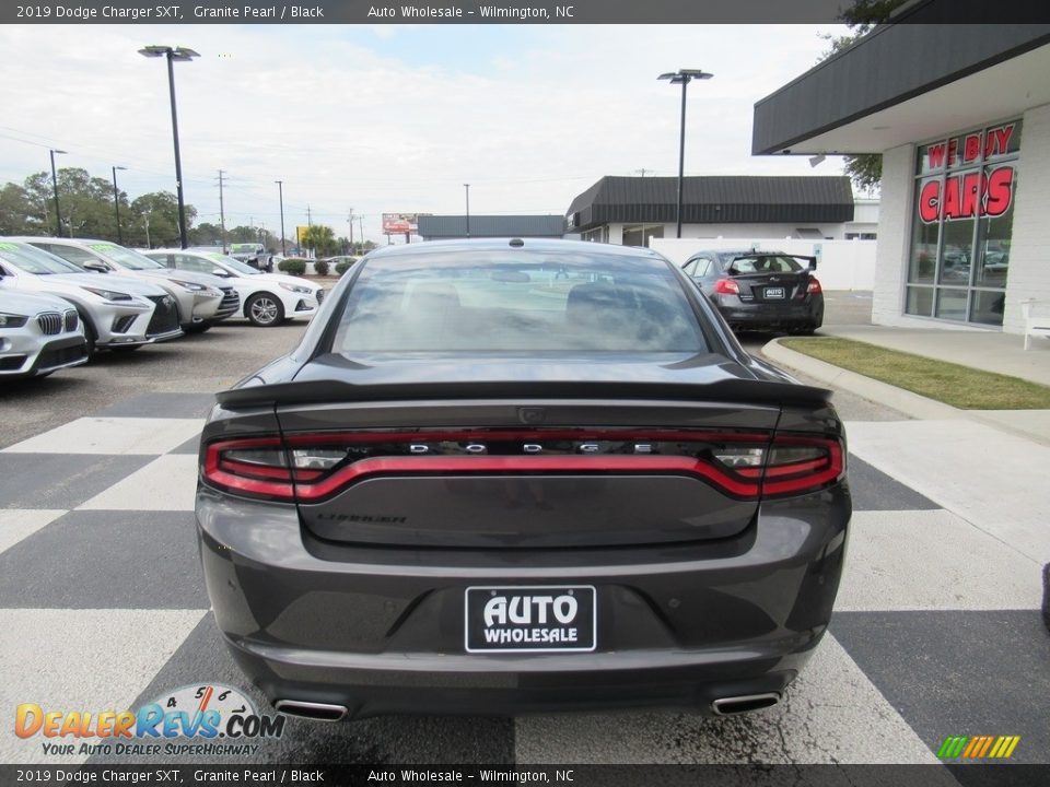 2019 Dodge Charger SXT Granite Pearl / Black Photo #4