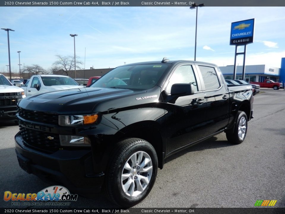 2020 Chevrolet Silverado 1500 Custom Crew Cab 4x4 Black / Jet Black Photo #1
