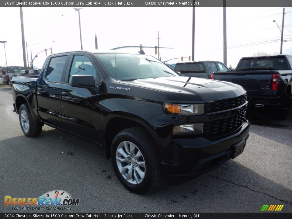 2020 Chevrolet Silverado 1500 Custom Crew Cab 4x4 Black / Jet Black Photo #3