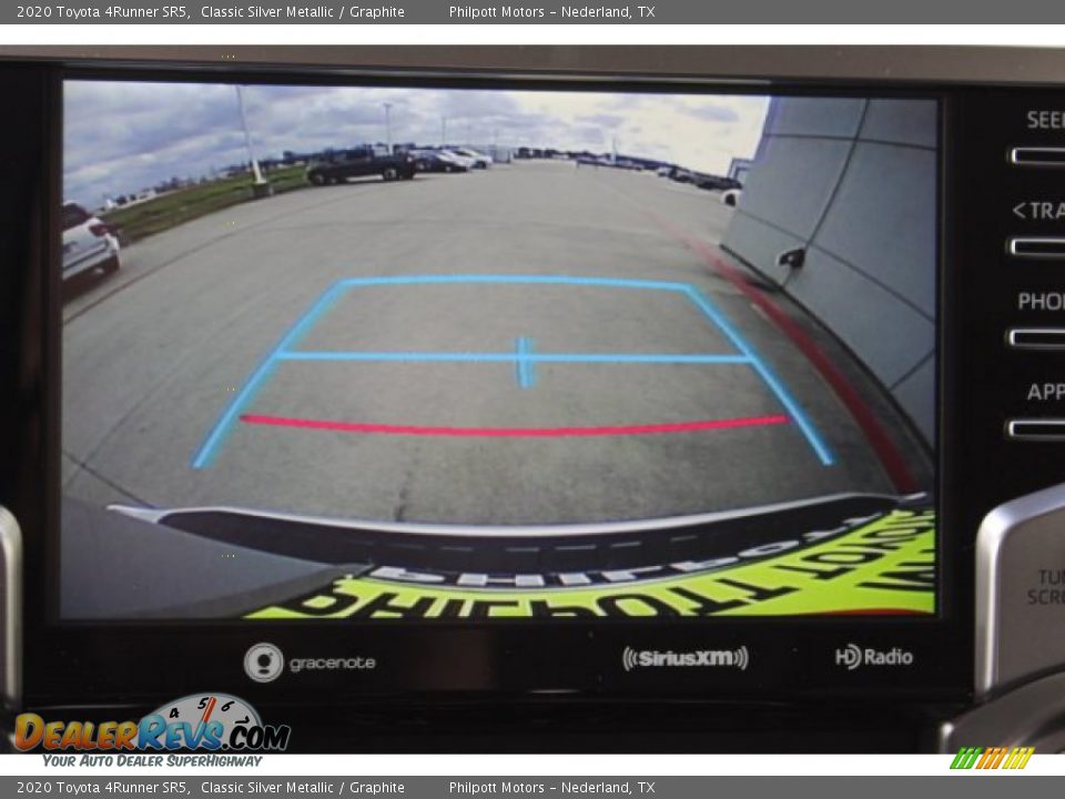 2020 Toyota 4Runner SR5 Classic Silver Metallic / Graphite Photo #18