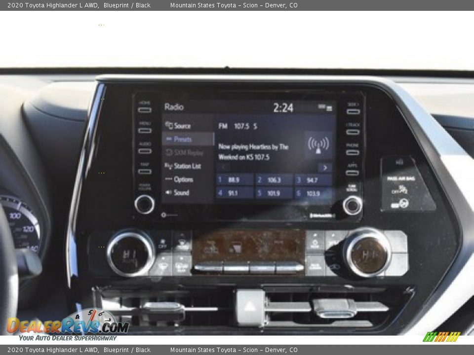 2020 Toyota Highlander L AWD Blueprint / Black Photo #8