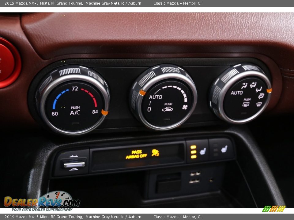 Controls of 2019 Mazda MX-5 Miata RF Grand Touring Photo #15
