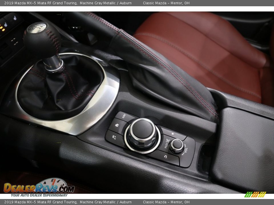 Controls of 2019 Mazda MX-5 Miata RF Grand Touring Photo #17