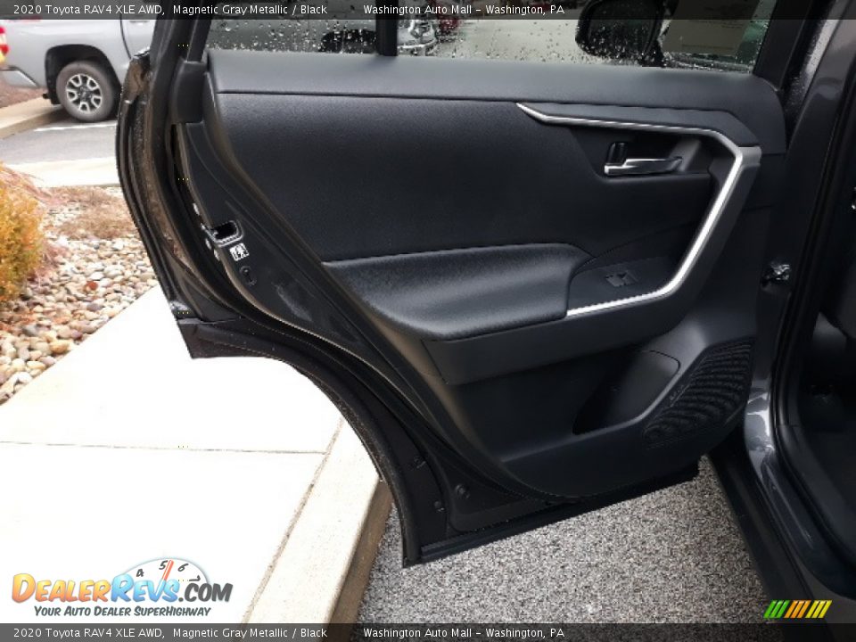 2020 Toyota RAV4 XLE AWD Magnetic Gray Metallic / Black Photo #32